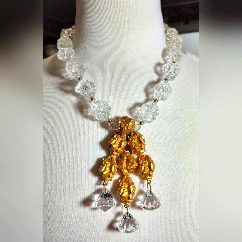 A Statement Matte Gold and Clear Acrylic Crystal Necklace. All Seasons. NWOT